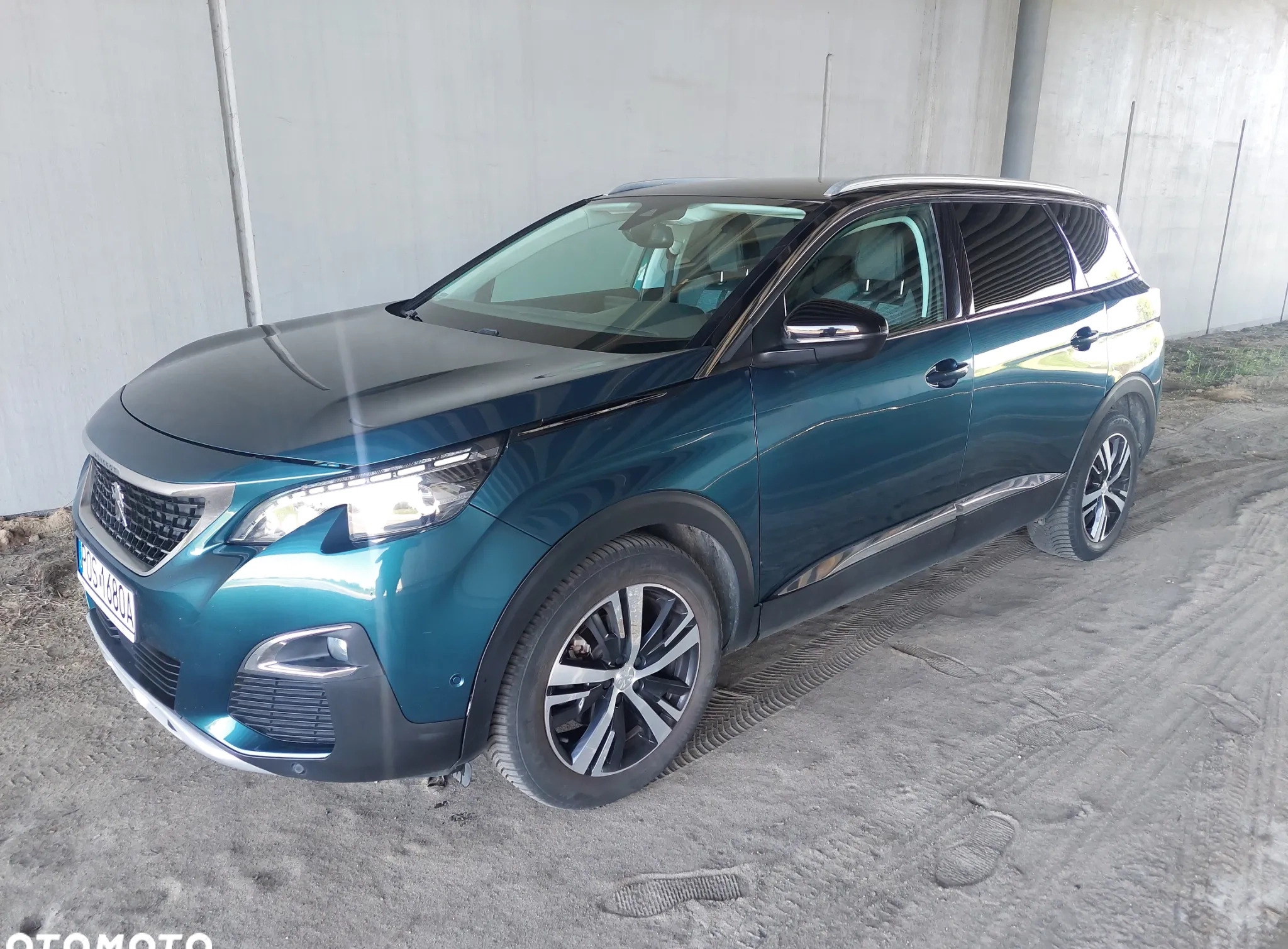 Peugeot 5008 cena 59500 przebieg: 70000, rok produkcji 2018 z Dobiegniew małe 172